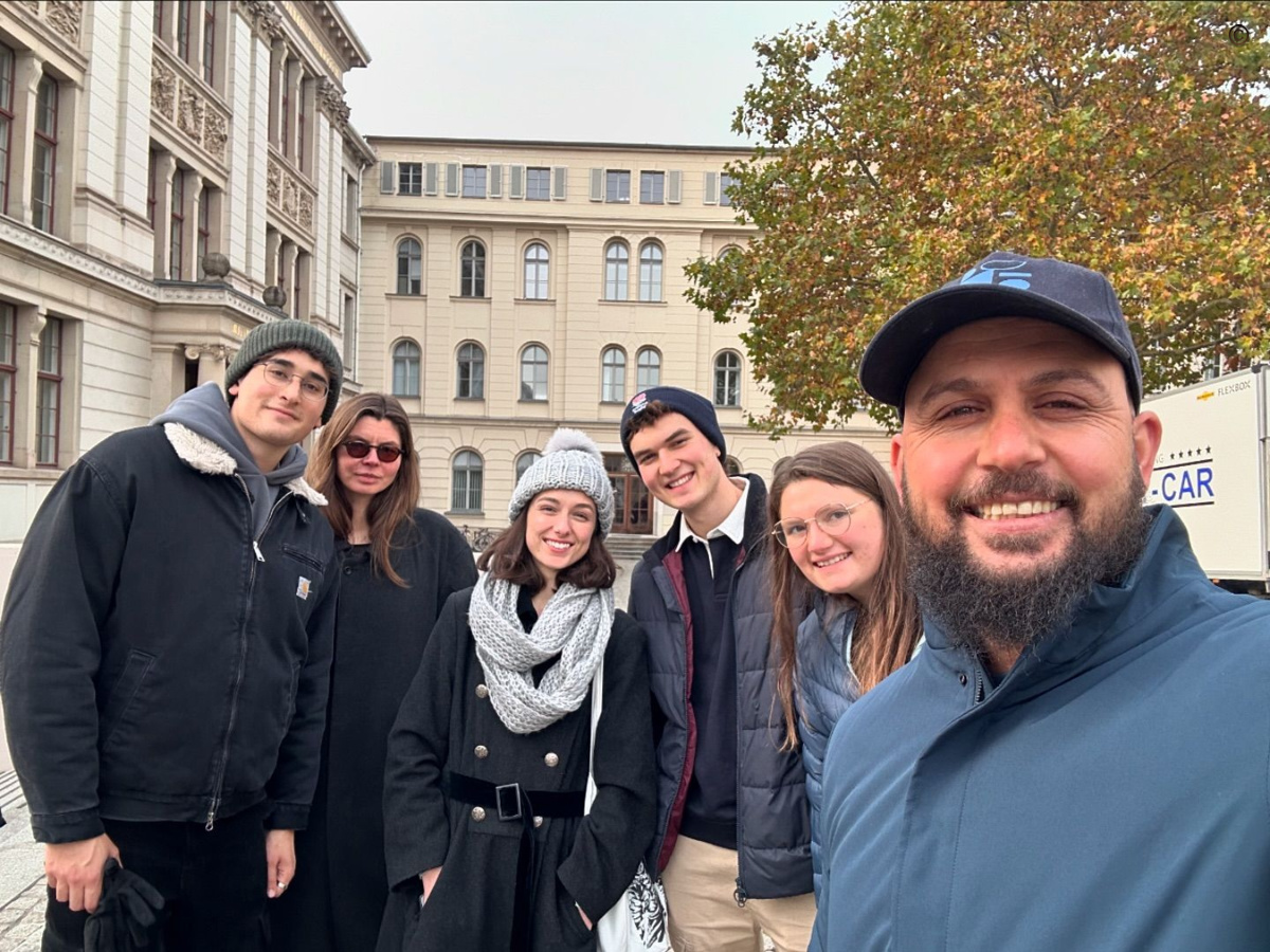 Community Volunteer Programs for Students in Germany